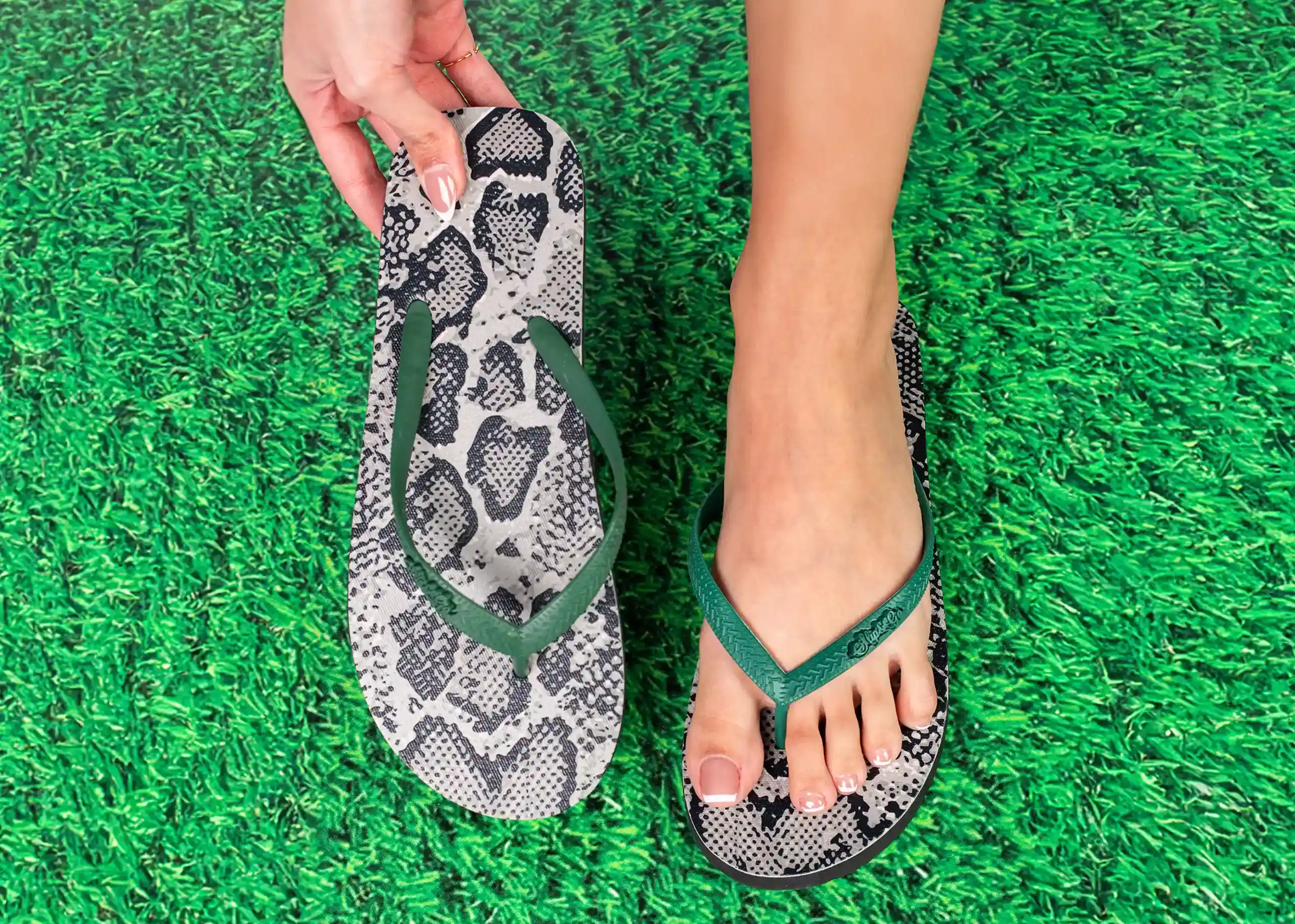 Snake Premium Women Comfort Slipper - Image 4