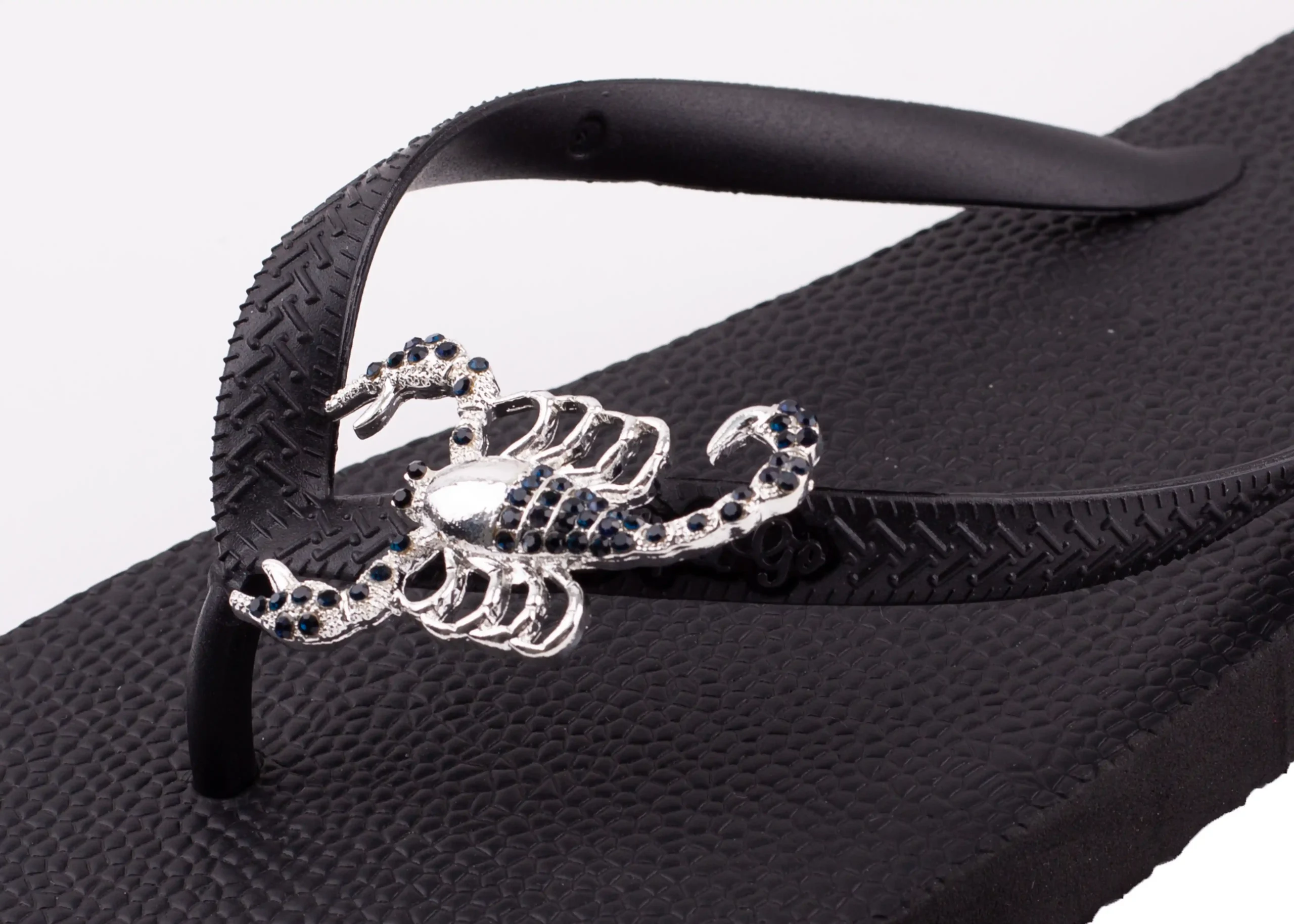 Scorpion Premium Women's Elegant Slipper - Image 2